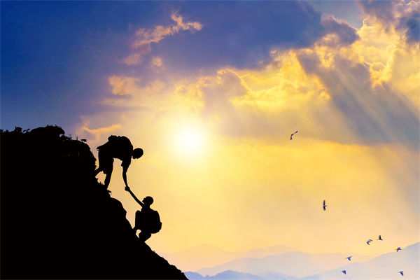 變革期文化斷層危機，管理如何構建韌性傳承體系？