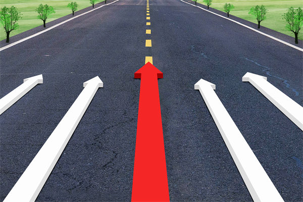 市場(chǎng)競(jìng)爭(zhēng)白熱化，企業(yè)戰(zhàn)略管理如何構(gòu)建差異化優(yōu)勢(shì)？