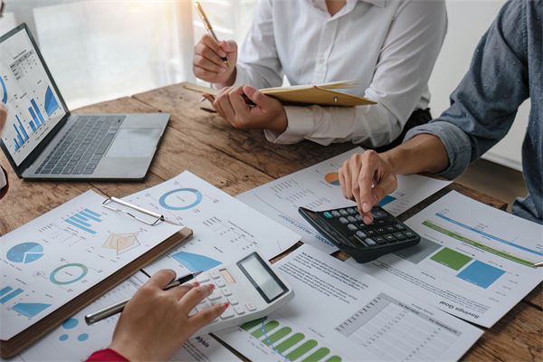 績效考評淪為形式主義，員工敷衍應(yīng)付企業(yè)怎么破？