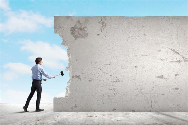 部門(mén)壁壘固化協(xié)作失靈，戰(zhàn)略推進(jìn)處處受阻怎么解？