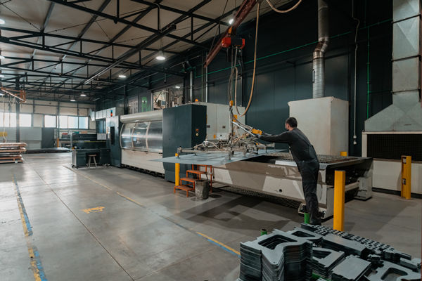 工廠年度經營計劃咨詢公司推薦，可平衡產能與訂單需求么？